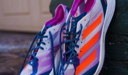 最新跑鞋爆料视频大全下载,揭秘最新爆料视频大全下载亮点